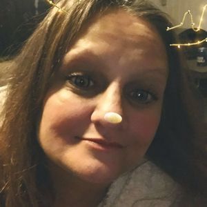 Meet your Posher, Larae